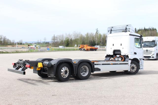 Mercedes-Benz eActros 300 L - Cab chassis truck: picture 4 Mercedes-Benz eActros 300 L - Cab chassis truck: picture 4