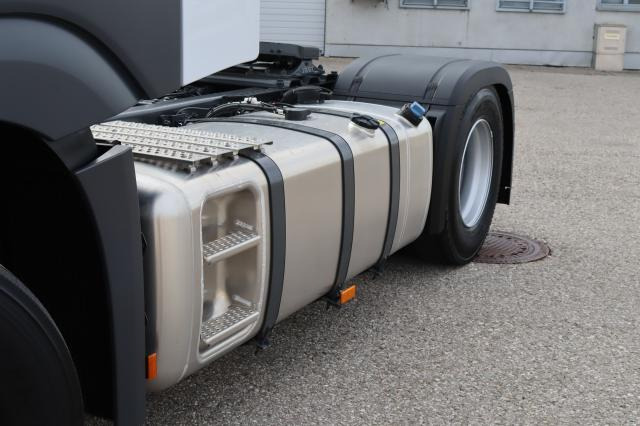 Mercedes-Benz Actros 1842 LS - Tractor unit: picture 4 Mercedes-Benz Actros 1842 LS - Tractor unit: picture 4