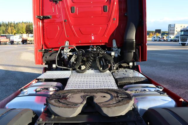 Tractor unit Mercedes-Benz Actros 1853: picture 7 Tractor unit Mercedes-Benz Actros 1853: picture 7