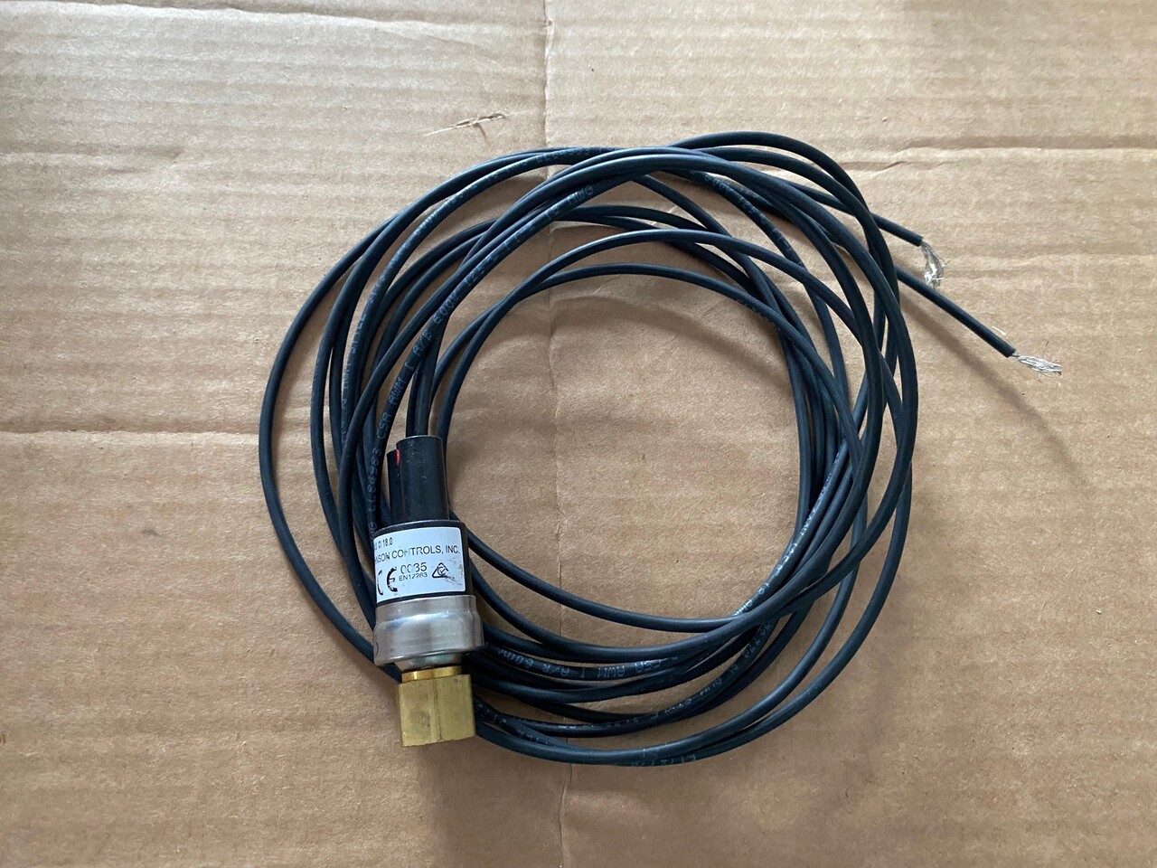 O&K Terex RH120 RH170 RH200 RH340 6030 6040 6050 6060 Switch 1462616 4017067 535-0636 - Spare parts for Truck: picture 2 O&K Terex RH120 RH170 RH200 RH340 6030 6040 6050 6060 Switch 1462616 4017067 535-0636 - Spare parts for Truck: picture 2