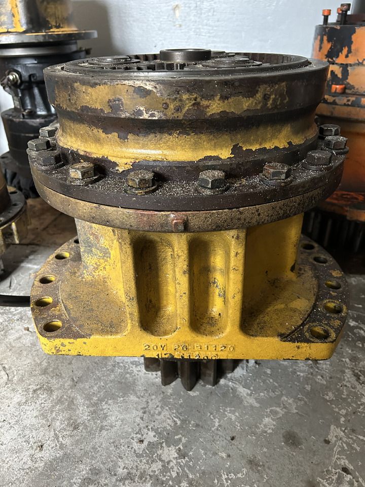 Komatsu PC210 - Swing motor for Excavator: picture 1 Komatsu PC210 - Swing motor for Excavator: picture 1