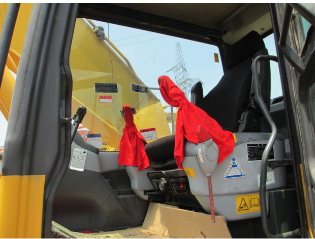 2020 Komatsu PC200-7 - Crawler excavator: picture 2 2020 Komatsu PC200-7 - Crawler excavator: picture 2