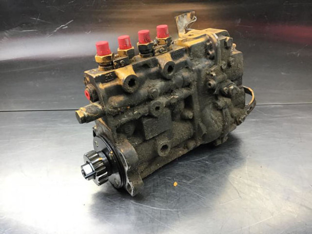 Bosch Fuel Injection Pump - Fuel pump: picture 2 Bosch Fuel Injection Pump - Fuel pump: picture 2