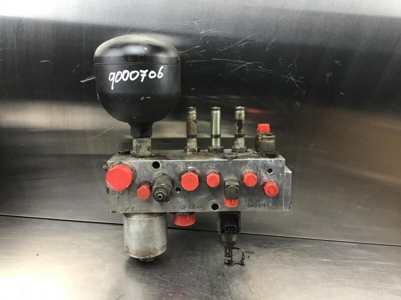 Liebherr A900C Li / A934 Li / A934B Li / A944 Li / A944B Li - Hydraulics: picture 3 Liebherr A900C Li / A934 Li / A934B Li / A944 Li / A944B Li - Hydraulics: picture 3