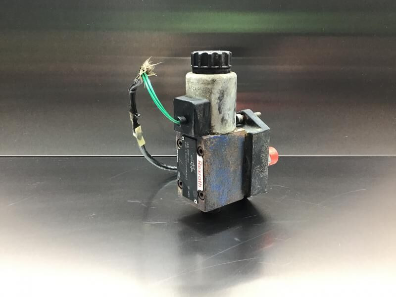 Liebherr A934B Li / R902 Li - Hydraulics: picture 2 Liebherr A934B Li / R902 Li - Hydraulics: picture 2