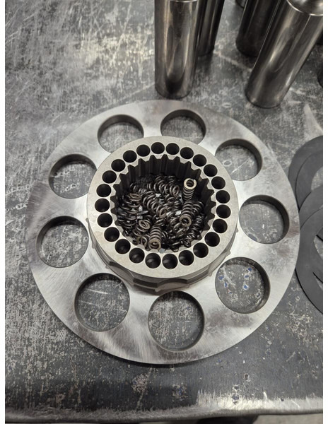 Liebherr A944C Li / A944B Li / R944C Li - Hydraulics: picture 2 Liebherr A944C Li / A944B Li / R944C Li - Hydraulics: picture 2