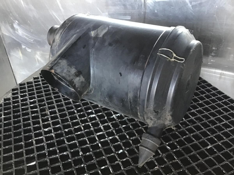 Liebherr Air Filter - Air intake system: picture 2 Liebherr Air Filter - Air intake system: picture 2