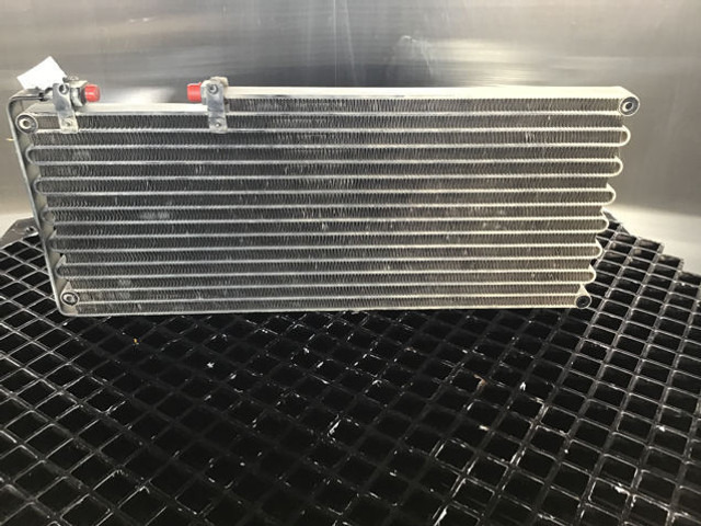 Liebherr Airco Condenser - A/C part: picture 5 Liebherr Airco Condenser - A/C part: picture 5