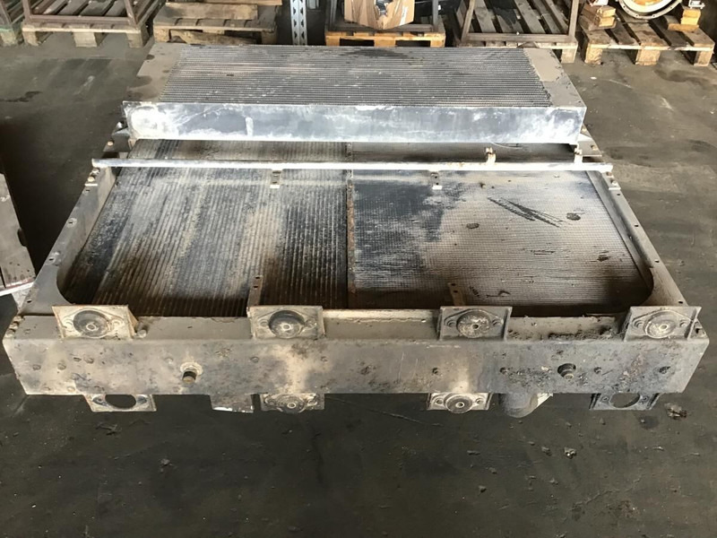 Liebherr Combined Radiator - Radiator: picture 2 Liebherr Combined Radiator - Radiator: picture 2