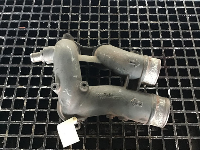 Liebherr Coolant pipe bend - A/C part: picture 2 Liebherr Coolant pipe bend - A/C part: picture 2