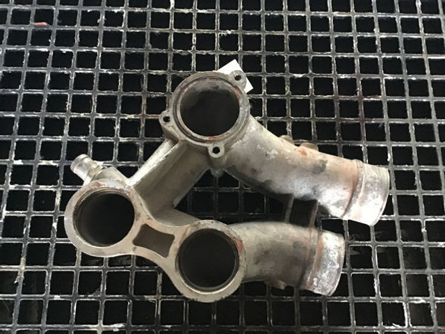 Liebherr Coolant pipe bend - A/C part: picture 4 Liebherr Coolant pipe bend - A/C part: picture 4