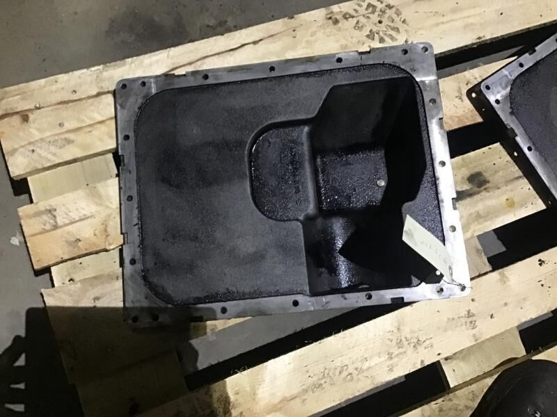 Liebherr Cover - Crankcase: picture 1 Liebherr Cover - Crankcase: picture 1