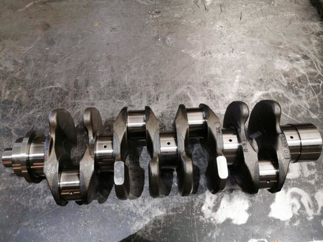 Liebherr Crankshaft D934L - Crankshaft: picture 2 Liebherr Crankshaft D934L - Crankshaft: picture 2