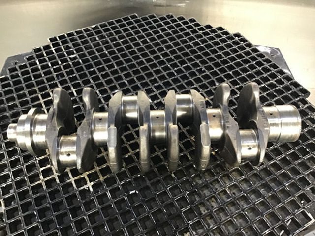 Liebherr Crankshaft D934S - Crankshaft: picture 2 Liebherr Crankshaft D934S - Crankshaft: picture 2