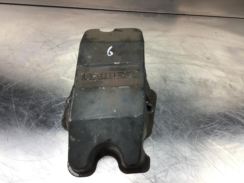 Liebherr Cylinder Head Cover - Engine and parts: picture 2 Liebherr Cylinder Head Cover - Engine and parts: picture 2