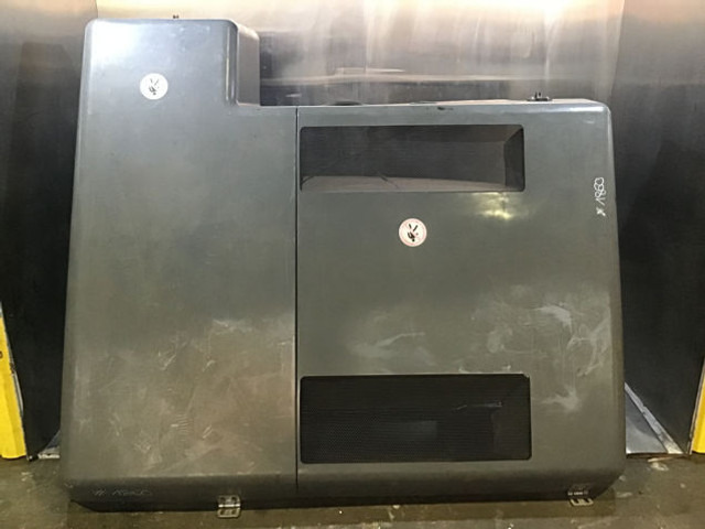 Liebherr Engine Hood - Hood: picture 1 Liebherr Engine Hood - Hood: picture 1