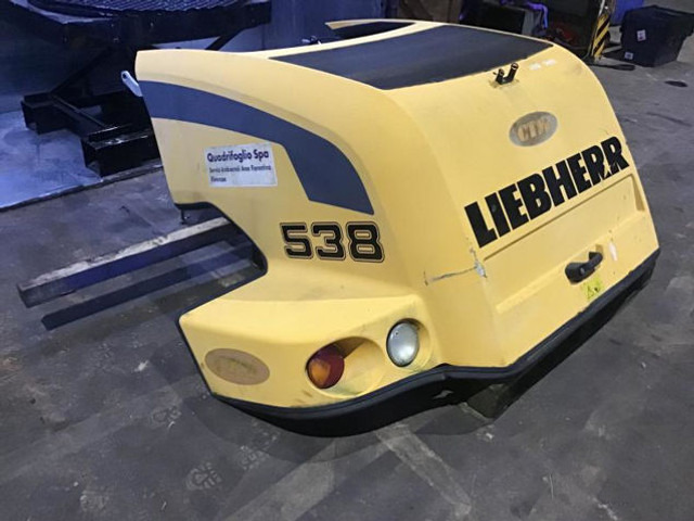 Liebherr Engine Hood - Hood: picture 2 Liebherr Engine Hood - Hood: picture 2