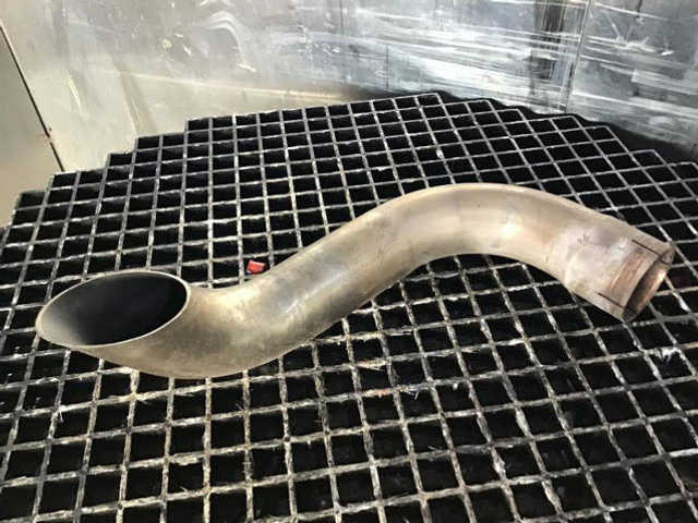 Liebherr Exhaust Pipe - Exhaust pipe: picture 1 Liebherr Exhaust Pipe - Exhaust pipe: picture 1