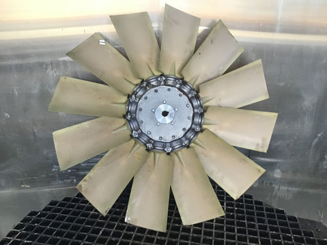 Liebherr Fan Blade - Fan: picture 1 Liebherr Fan Blade - Fan: picture 1