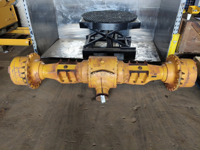Liebherr Front Axle - Front axle: picture 2 Liebherr Front Axle - Front axle: picture 2