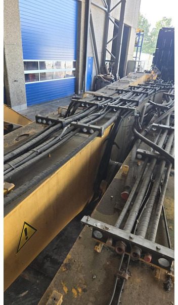 Liebherr Industrial Boom - Body and exterior: picture 1 Liebherr Industrial Boom - Body and exterior: picture 1