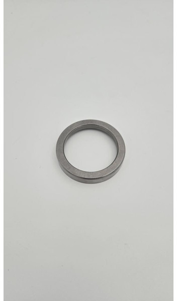 Liebherr Inlet valve seat insert 9073725 - Engine and parts: picture 1 Liebherr Inlet valve seat insert 9073725 - Engine and parts: picture 1