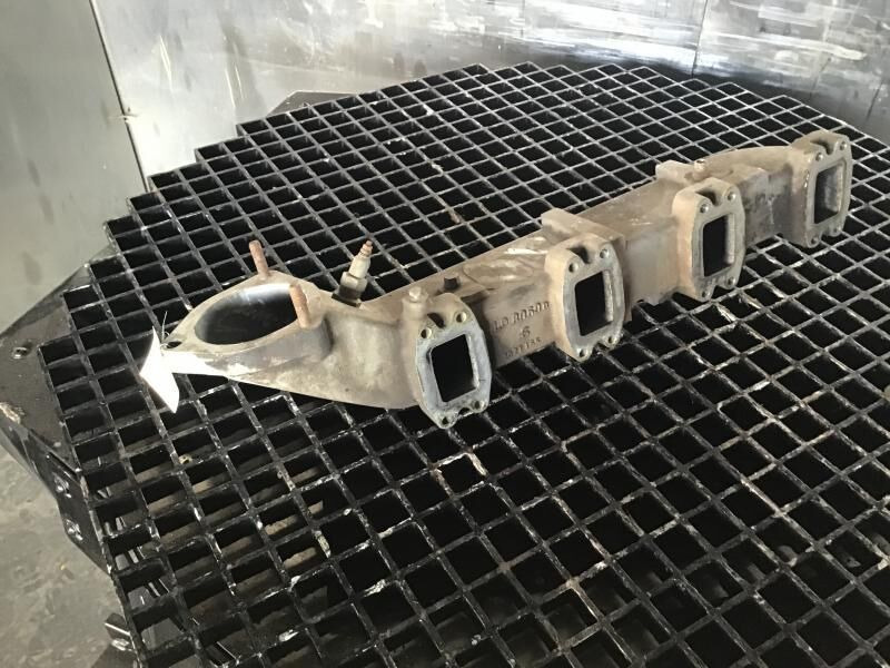 Liebherr Intake Pipe - Engine and parts: picture 1 Liebherr Intake Pipe - Engine and parts: picture 1