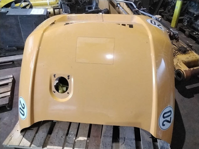 Liebherr L506 / L508 - Hood: picture 1 Liebherr L506 / L508 - Hood: picture 1