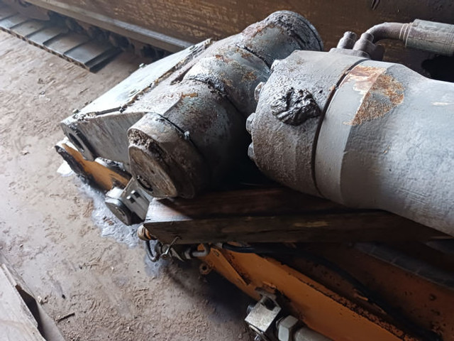 Liebherr - Fifth wheel coupling: picture 1 Liebherr - Fifth wheel coupling: picture 1