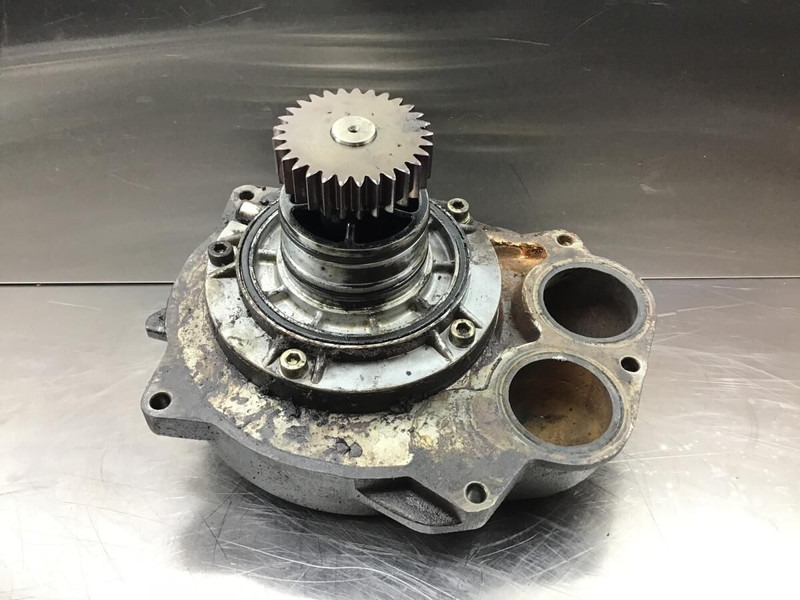 Liebherr - Coolant pump: picture 1 Liebherr - Coolant pump: picture 1