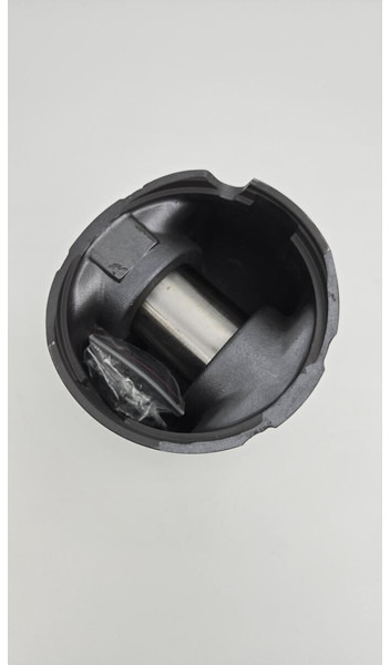 Liebherr - Engine and parts: picture 2 Liebherr - Engine and parts: picture 2