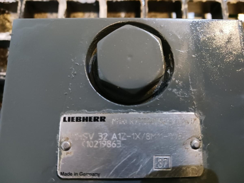 Liebherr Non Return Valve - Valve: picture 2 Liebherr Non Return Valve - Valve: picture 2