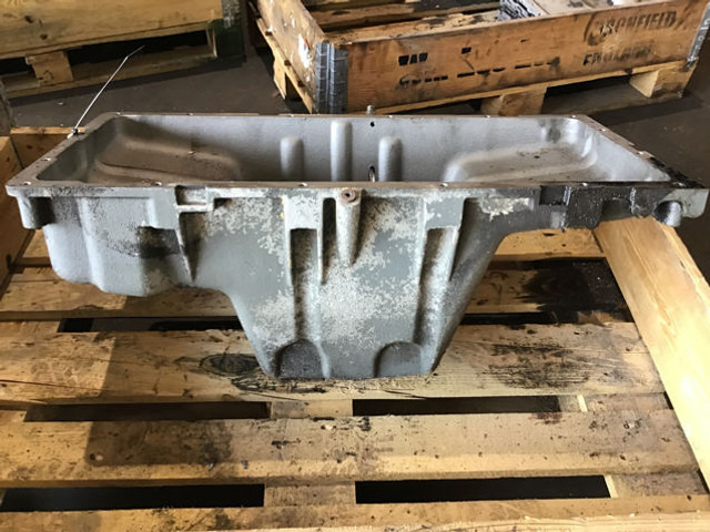 Liebherr Oil Sump - Crankcase: picture 1 Liebherr Oil Sump - Crankcase: picture 1