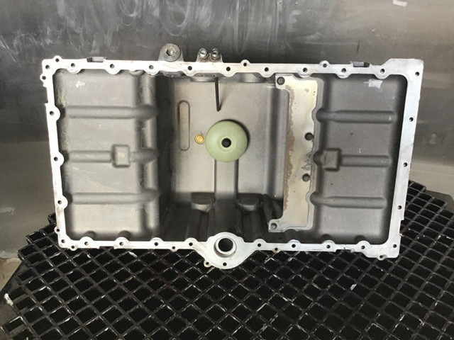 Liebherr Oil Sump - Crankcase: picture 1 Liebherr Oil Sump - Crankcase: picture 1
