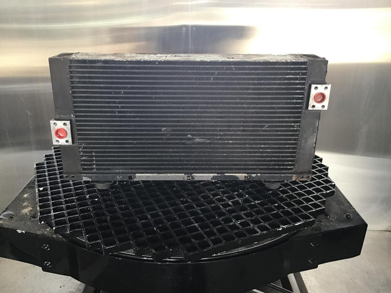 Liebherr Oilcooler - Oil cooler: picture 3 Liebherr Oilcooler - Oil cooler: picture 3