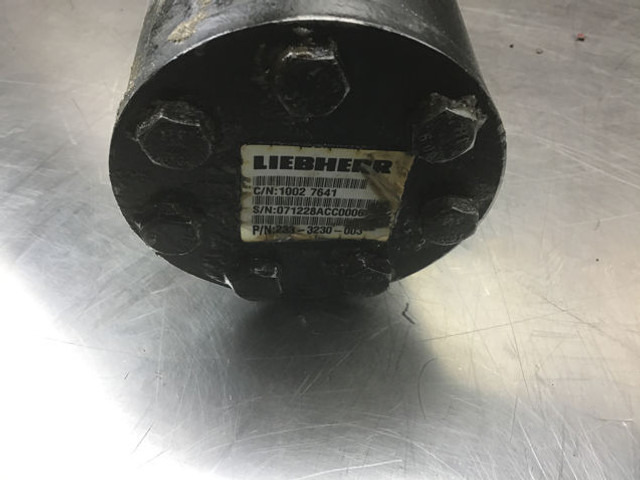 Liebherr Orbitrol - Steering pump: picture 2 Liebherr Orbitrol - Steering pump: picture 2
