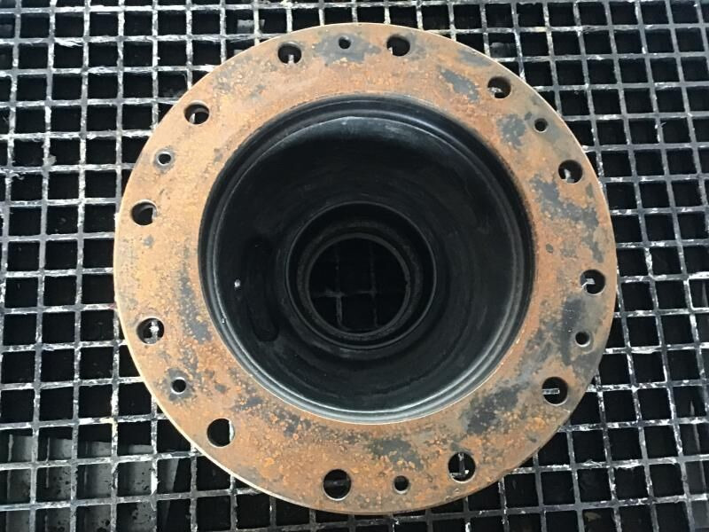 Liebherr Output Shaft Housing - Gearbox: picture 2 Liebherr Output Shaft Housing - Gearbox: picture 2