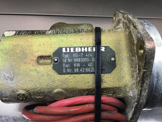 Liebherr Pilot Control Unit Compleet - Gear stick: picture 4 Liebherr Pilot Control Unit Compleet - Gear stick: picture 4