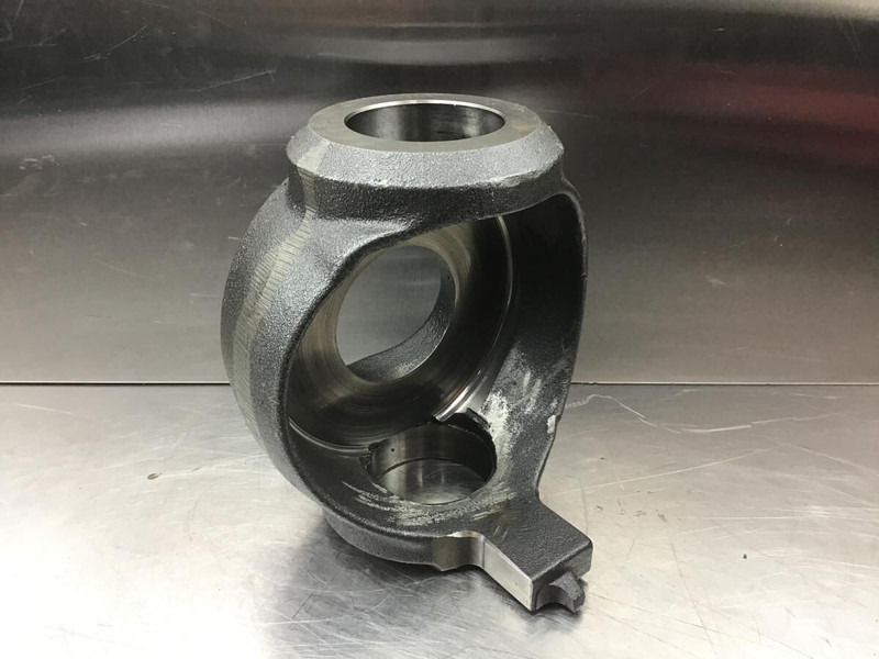 Liebherr R904 / A904 Li / A900C Li / A316 Li / R900C Li - Steering knuckle: picture 3 Liebherr R904 / A904 Li / A900C Li / A316 Li / R900C Li - Steering knuckle: picture 3