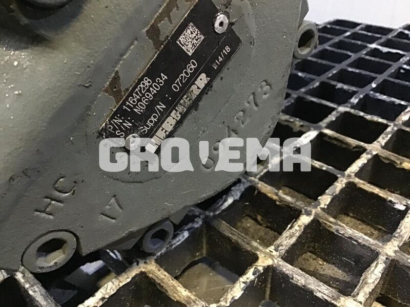 Liebherr R946 LC ,R946 LC-V ,R946 NLC, R946 S-HD ,R950 , R950 LC-V,R950 S-HD,R934, R934 IND , R956,R926 LC - Cooling system: picture 3 Liebherr R946 LC ,R946 LC-V ,R946 NLC, R946 S-HD ,R950 , R950 LC-V,R950 S-HD,R934, R934 IND , R956,R926 LC - Cooling system: picture 3