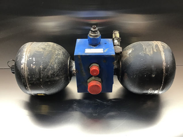 Shock absorber Liebherr Shock Absorber: picture 12 Shock absorber Liebherr Shock Absorber: picture 12