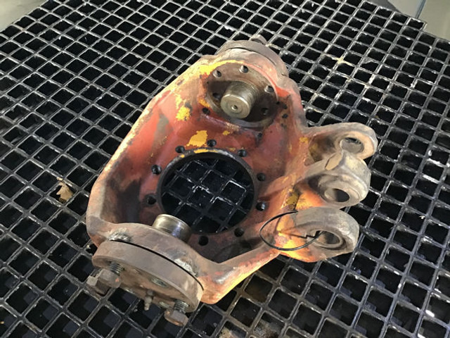 Steering knuckle Liebherr Steering House Right: picture 1