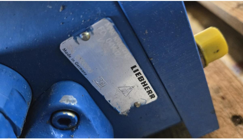 Liebherr Valveblock - Hydraulics: picture 3 Liebherr Valveblock - Hydraulics: picture 3