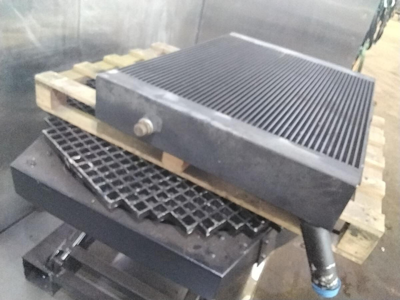 Liebherr Watercooler - Radiator: picture 1 Liebherr Watercooler - Radiator: picture 1