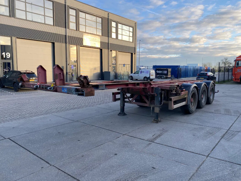 Kromhout Container Chassis / 40-45 FT / SAF / 1x Lift Axle - Container transporter/ Swap body semi-trailer: picture 4 Kromhout Container Chassis / 40-45 FT / SAF / 1x Lift Axle - Container transporter/ Swap body semi-trailer: picture 4
