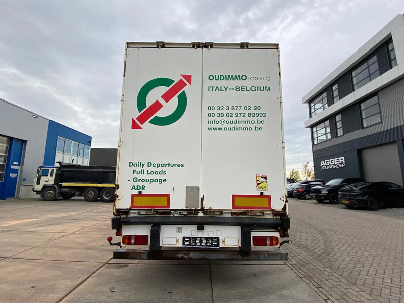 Krone SD 27 / Closed Box / Mercedes + Disc - Closed box semi-trailer: picture 2 Krone SD 27 / Closed Box / Mercedes + Disc - Closed box semi-trailer: picture 2