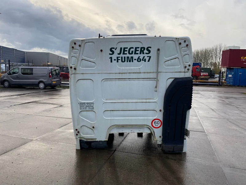 Renault Premium Cabine - Cab chassis truck: picture 5 Renault Premium Cabine - Cab chassis truck: picture 5