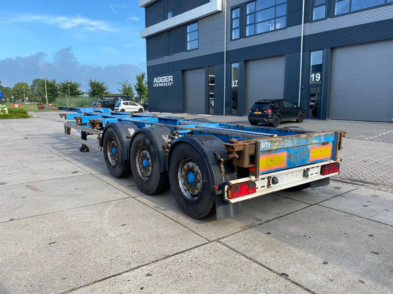 Renders Container chassis / Mercedes + Disc / 1x Lift Axle / 1x Extendable - Container transporter/ Swap body semi-trailer: picture 3 Renders Container chassis / Mercedes + Disc / 1x Lift Axle / 1x Extendable - Container transporter/ Swap body semi-trailer: picture 3