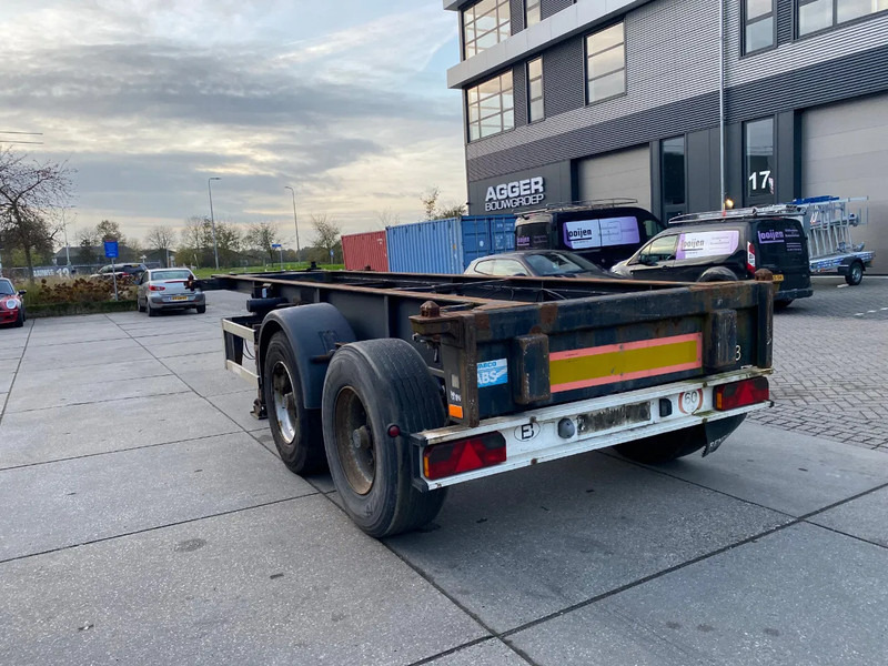 Renders Euro 700 / Container Chassis / 20 FT - Container transporter/ Swap body semi-trailer: picture 3 Renders Euro 700 / Container Chassis / 20 FT - Container transporter/ Swap body semi-trailer: picture 3