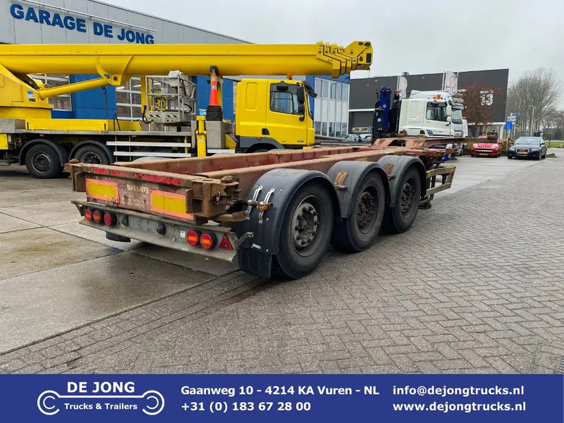 Renders Euro 800 / 2x Extendable / 1x Lift Axle / Disc Brakes - Container transporter/ Swap body semi-trailer: picture 1 Renders Euro 800 / 2x Extendable / 1x Lift Axle / Disc Brakes - Container transporter/ Swap body semi-trailer: picture 1
